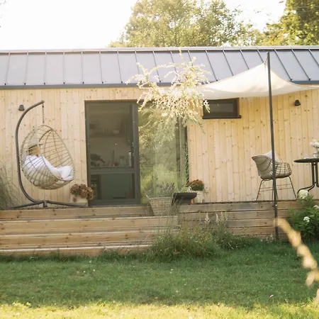 Patri's Glamp Марианске-Лазне